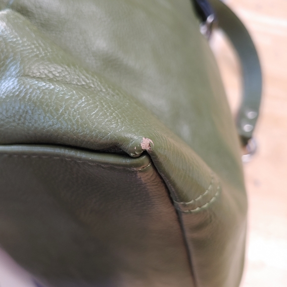 ALFA green shoulder bag. - Picture 3 of 9